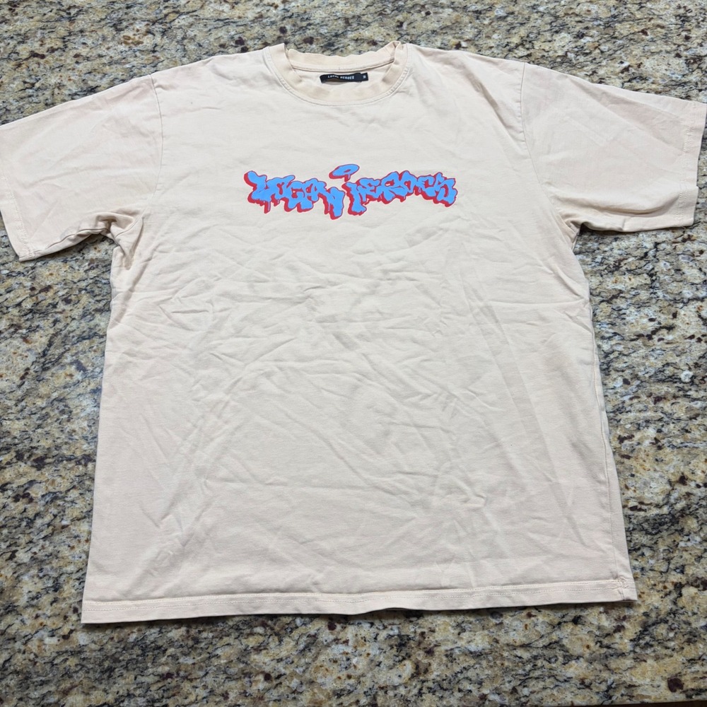 Local Heroes Mens Beige Graffiti Logo Graphic T-Shirt Size M Streetwear Tee ws